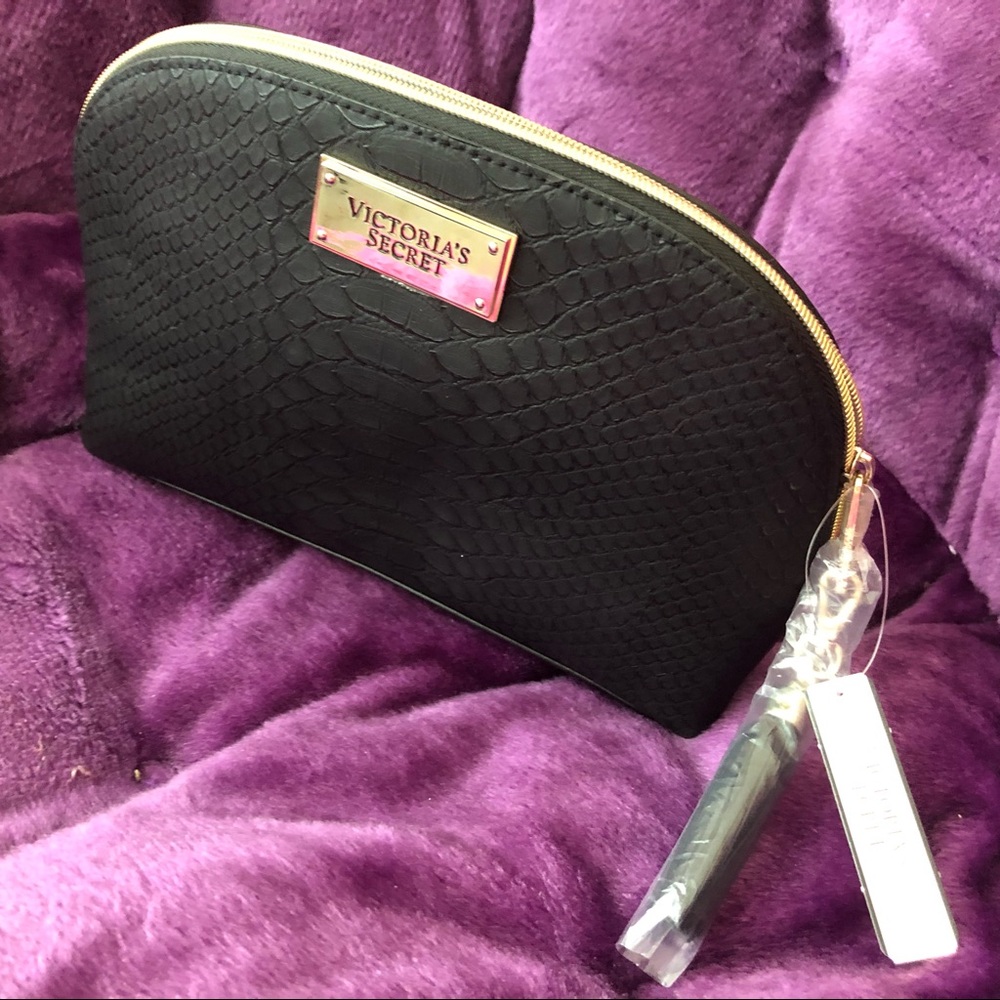 Victoria’s  Secret Beauty Bag